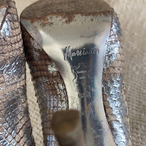 Gorgeous Marciano Snakesin Peeptoe High Heel Leather Pumps 6.5 US - Picture 8 of 11